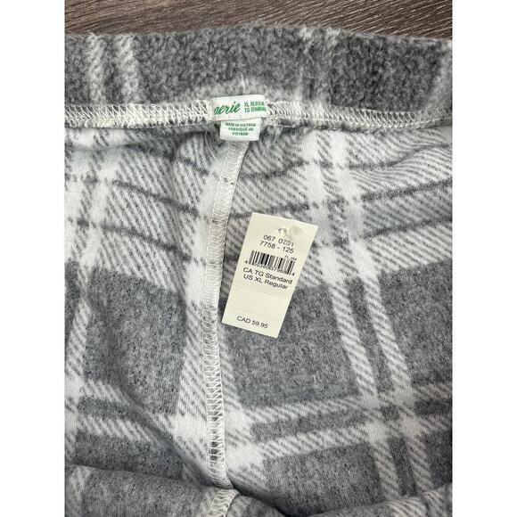 NWT Aerie Snowed In Fuzzy Jogger Plaid Pant Size XL Gray - Picture 3 of 5